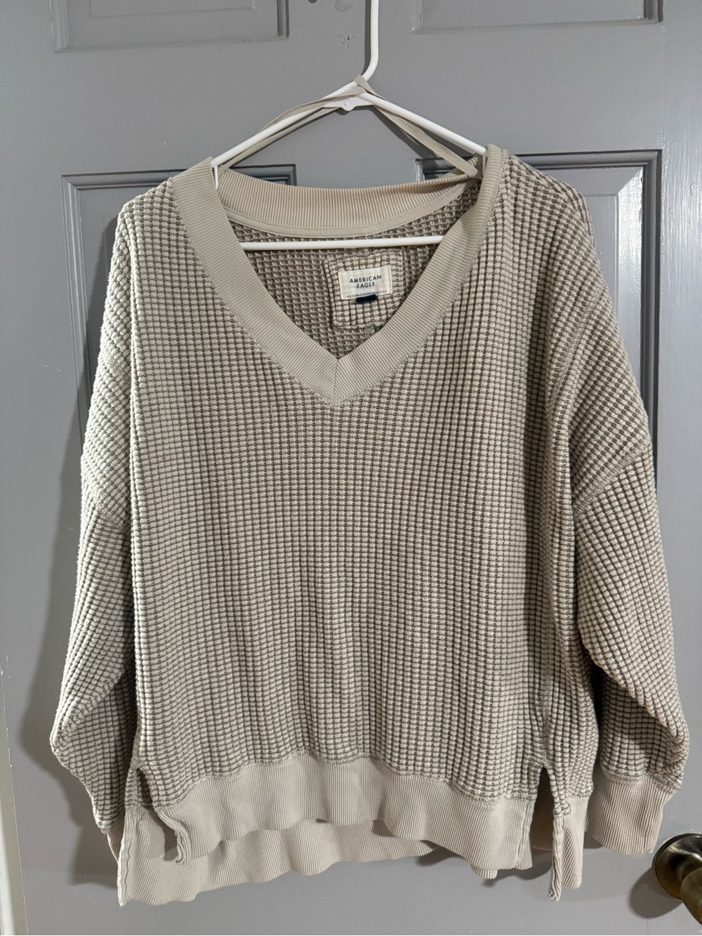 American Eagle Outfitters Beige/Cream Waffle V-Neck Sweater